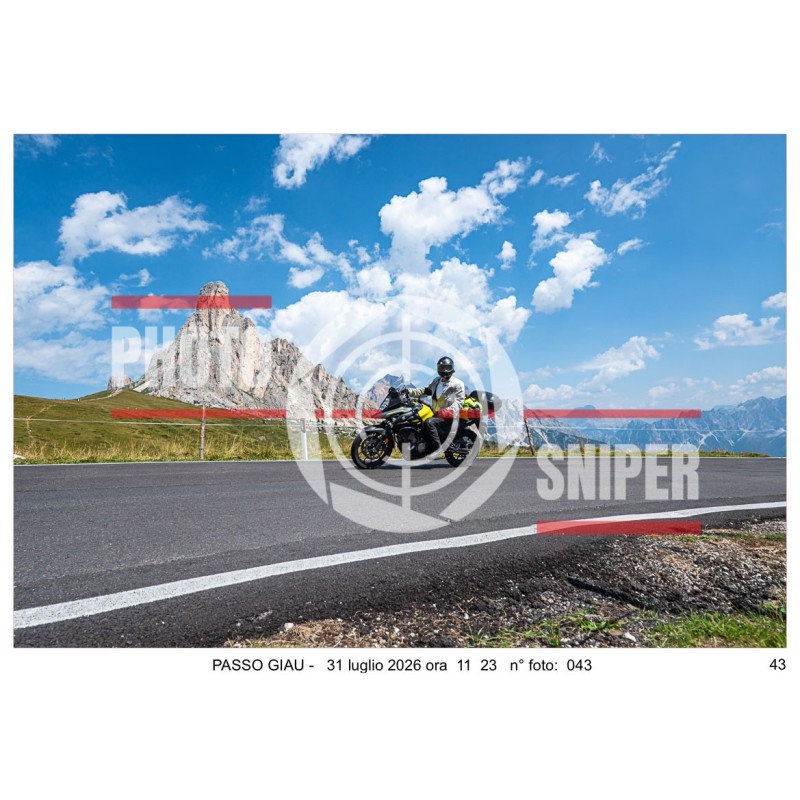 PASSO GIAU VENERDI' 31 LUGLIO 2026 ORA 11.00 - 12.00 FOTO N° 043