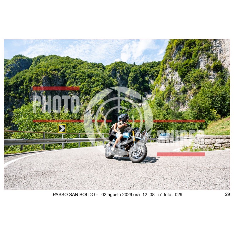PASSO SAN BOLDO DOMENICA 2 AGOSTO ORA 12.00 - 13.00 N° 029