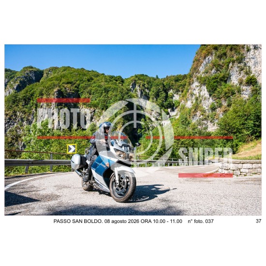 PASSO SAN BOLDO SABATO 8 AGOSTO ORA 10.00 - 11.00 N° 037