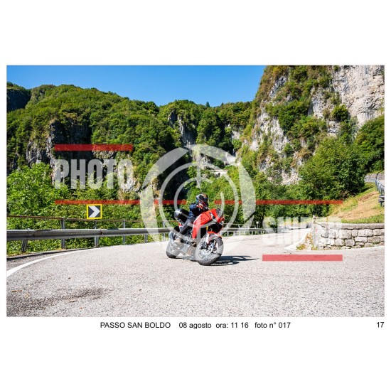 PASSO SAN BOLDO SABATO 8 AGOSTO ORA 11.00 - 12.00 N° 017