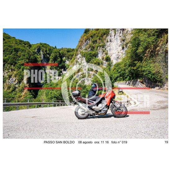 PASSO SAN BOLDO SABATO 8 AGOSTO ORA 11.00 - 12.00 N° 019