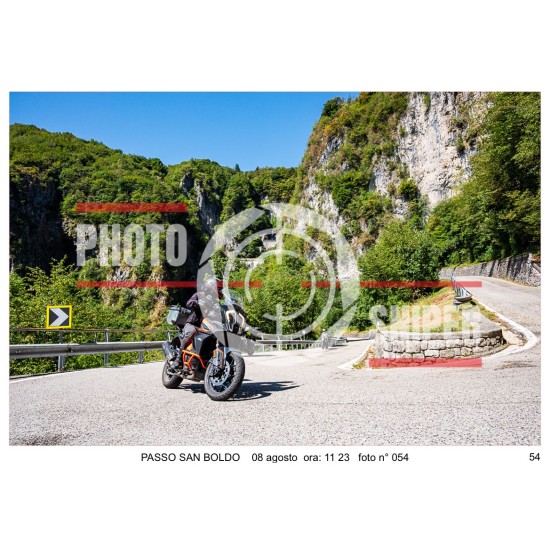 PASSO SAN BOLDO SABATO 8 AGOSTO ORA 11.00 - 12.00 N° 054