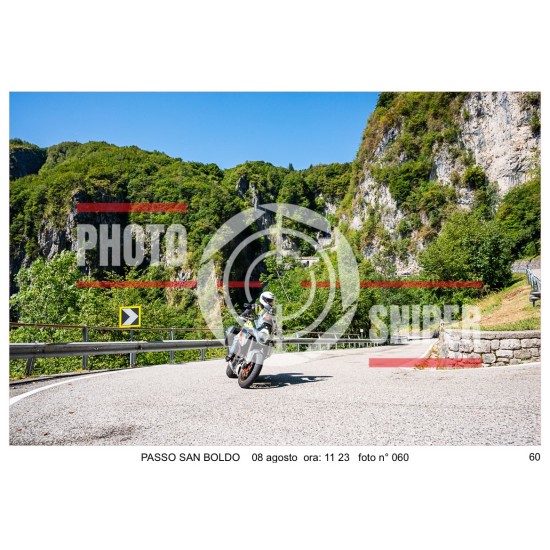 PASSO SAN BOLDO SABATO 8 AGOSTO ORA 11.00 - 12.00 N° 060