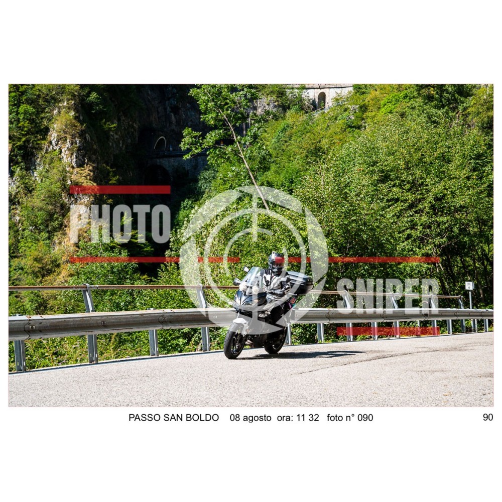 PASSO SAN BOLDO SABATO 8 AGOSTO ORA 11.00 - 12.00 N° 090