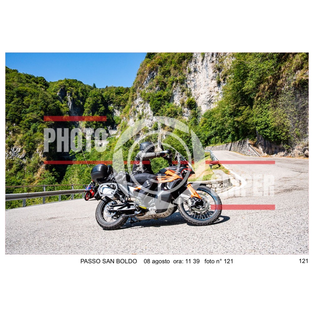 PASSO SAN BOLDO SABATO 8 AGOSTO ORA 11.00 - 12.00 N° 121