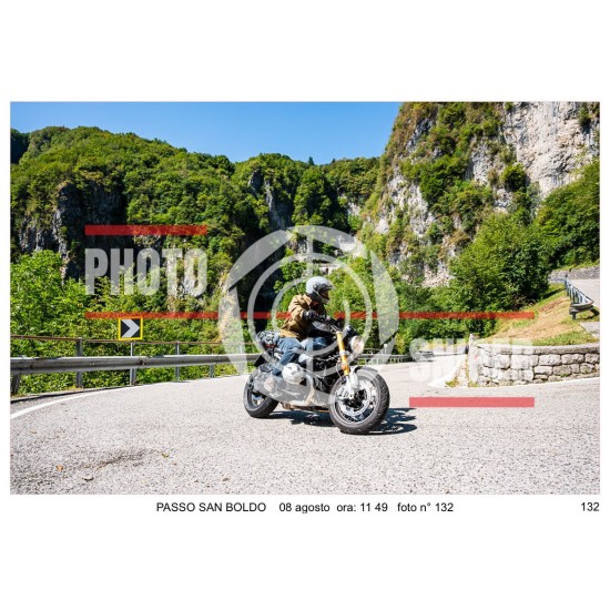 PASSO SAN BOLDO SABATO 8 AGOSTO ORA 11.00 - 12.00 N° 132