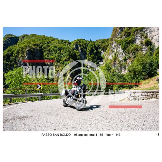 PASSO SAN BOLDO SABATO 8 AGOSTO ORA 11.00 - 12.00 N° 143