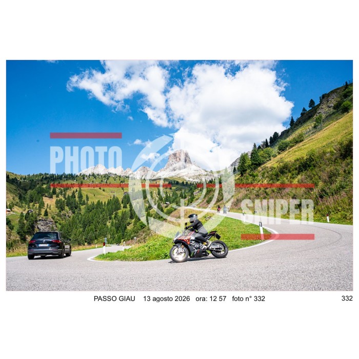 PASSO GIAU GIOVEDI' 13 AGOSTO 2026 ORA 12.00 - 13.00 N° FOTO 332