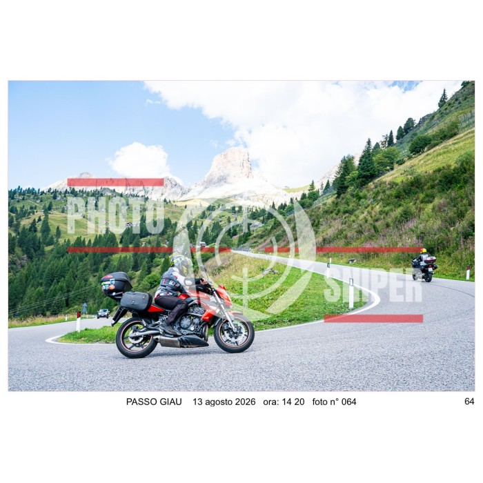 PASSO GIAU GIOVEDI' 13 AGOSTO 2026 ORA 14.00 - 15.00 N° FOTO 064